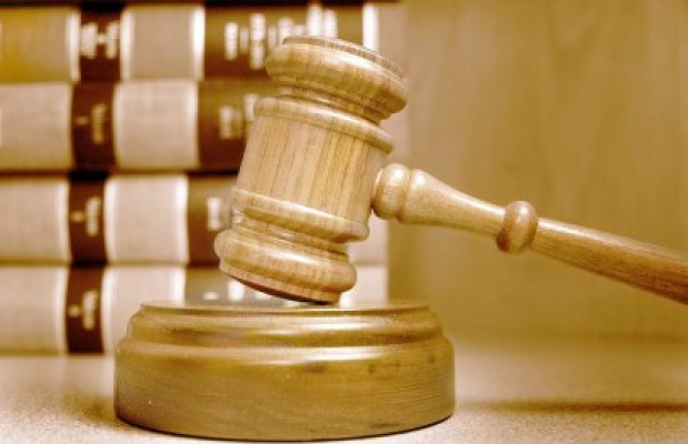 Eliminarea pensiilor magistraţilor corupţi, în dezbatere publică